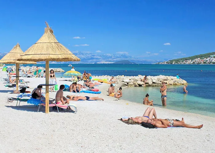 With Parking Space - 23453 公寓