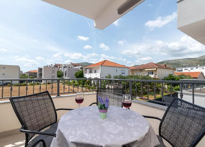 Appartement With Parking Space - 23453